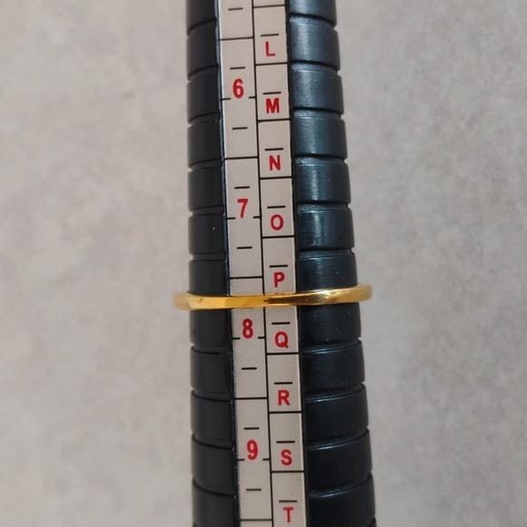 Green Amethyst Wedding Ring - Picture 10 of 12